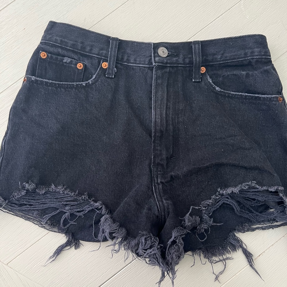 Black Abercrombie shorts